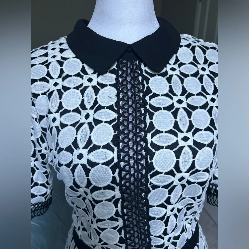 old money style lace dress - Picture 6 of 9